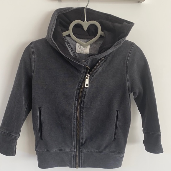 Black UNISEX asymmetrical zipper hoodie - 18mo - Picture 1 of 3